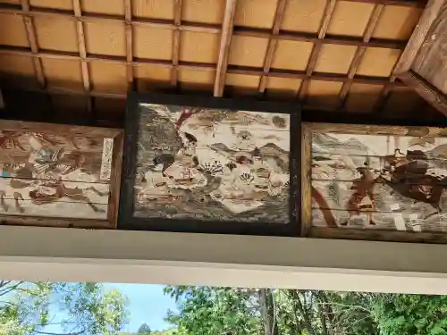 春川神社の芸術