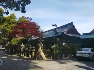 石清水八幡宮の{uncategorized: "未分類", other: "その他", undefined: "問題あり", building: "その他建物", grave: "お墓", sacred_gate: "鳥居", guardian: "狛犬", statue: "像", buddha: "仏像", history: "歴史", nature: "自然", garden: "庭園", animal: "動物", pagoda: "塔", temizu: "手水舎", mountain_gate: "山門・神門", sanctuary: "本殿・本堂", subordinate: "末社・摂社", art: "芸術", scenery: "景色", jizo: "地蔵", ema: "絵馬", goshuin: "御朱印", omikuji: "おみくじ", items: "授与品その他", amulet: "お守り", goshuincho: "御朱印帳", eats: "食事", festival: "お祭り", votive_dance: "神楽", shichigosan: "七五三参", wedding: "結婚式", experience: "体験その他", initially: "初詣", around: "周辺", anti_infection: "感染症対策"}