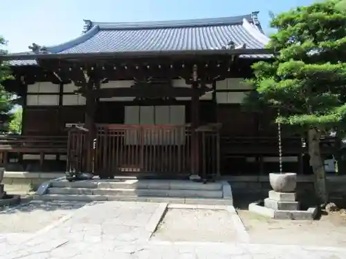 天性寺の本殿