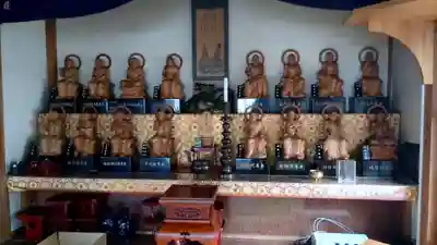 東伝寺の仏像