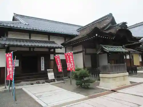 浄信寺の本殿