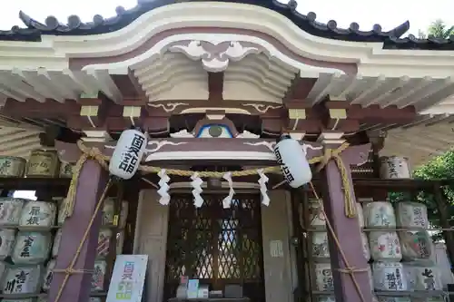 若宮八幡宮 の本殿・本堂