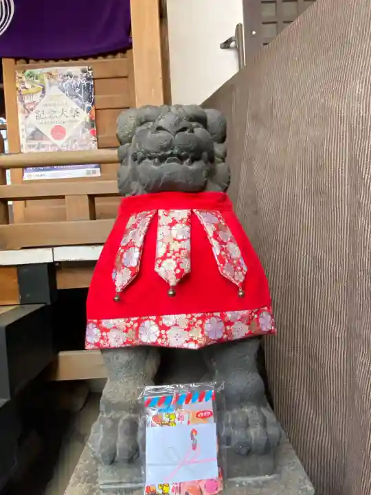 小網神社の{uncategorized: "未分類", other: "その他", undefined: "問題あり", building: "その他建物", grave: "お墓", sacred_gate: "鳥居", guardian: "狛犬", statue: "像", buddha: "仏像", history: "歴史", nature: "自然", garden: "庭園", animal: "動物", pagoda: "塔", temizu: "手水舎", mountain_gate: "山門・神門", sanctuary: "本殿・本堂", subordinate: "末社・摂社", art: "芸術", scenery: "景色", jizo: "地蔵", ema: "絵馬", goshuin: "御朱印", omikuji: "おみくじ", items: "授与品その他", amulet: "お守り", goshuincho: "御朱印帳", eats: "食事", festival: "お祭り", votive_dance: "神楽", shichigosan: "七五三参", wedding: "結婚式", experience: "体験その他", initially: "初詣", around: "周辺", anti_infection: "感染症対策"}