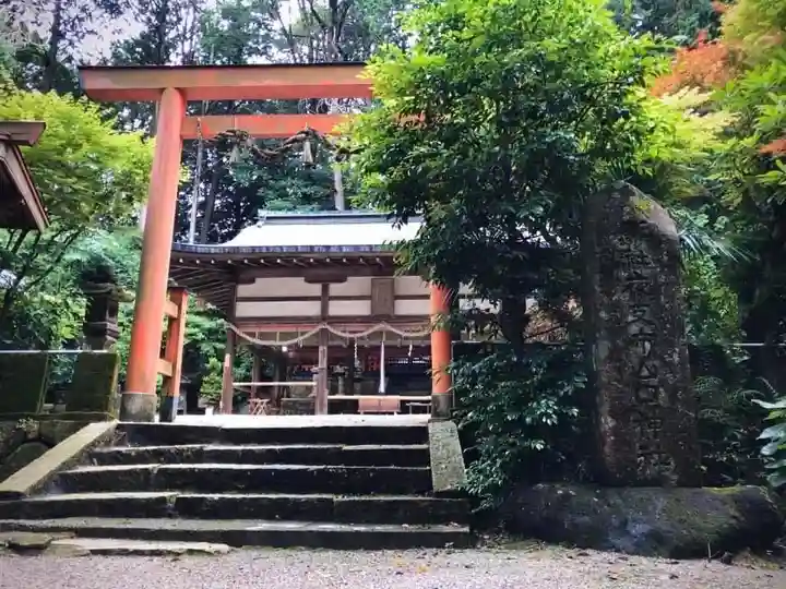 夜支布山口神社(奈良県)