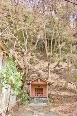 三相地蔵尊の本殿・本堂