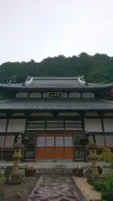 常光寺の本殿