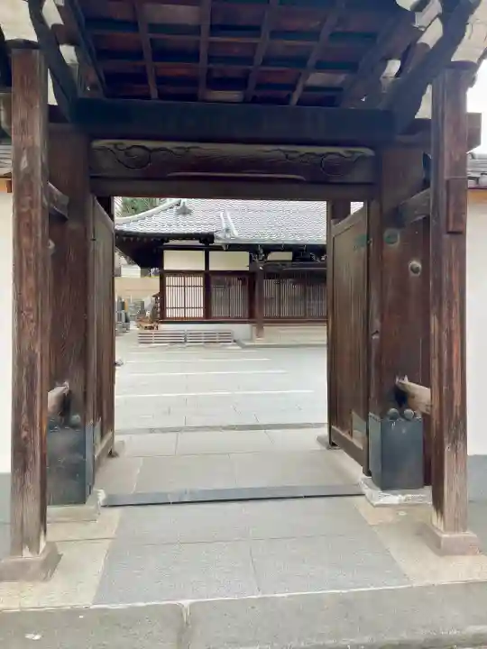 休昌院の{uncategorized: "未分類", other: "その他", undefined: "問題あり", building: "その他建物", grave: "お墓", sacred_gate: "鳥居", guardian: "狛犬", statue: "像", buddha: "仏像", history: "歴史", nature: "自然", garden: "庭園", animal: "動物", pagoda: "塔", temizu: "手水舎", mountain_gate: "山門・神門", sanctuary: "本殿・本堂", subordinate: "末社・摂社", art: "芸術", scenery: "景色", jizo: "地蔵", ema: "絵馬", goshuin: "御朱印", omikuji: "おみくじ", items: "授与品その他", amulet: "お守り", goshuincho: "御朱印帳", eats: "食事", festival: "お祭り", votive_dance: "神楽", shichigosan: "七五三参", wedding: "結婚式", experience: "体験その他", initially: "初詣", around: "周辺", anti_infection: "感染症対策"}