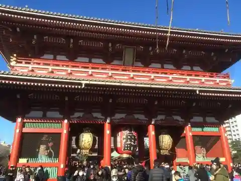 浅草寺の山門・神門