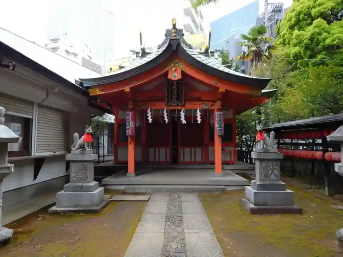 豊栄稲荷神社の本殿