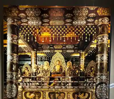 中尊寺讃衡蔵(岩手県)