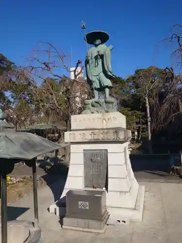 西新井大師総持寺の像