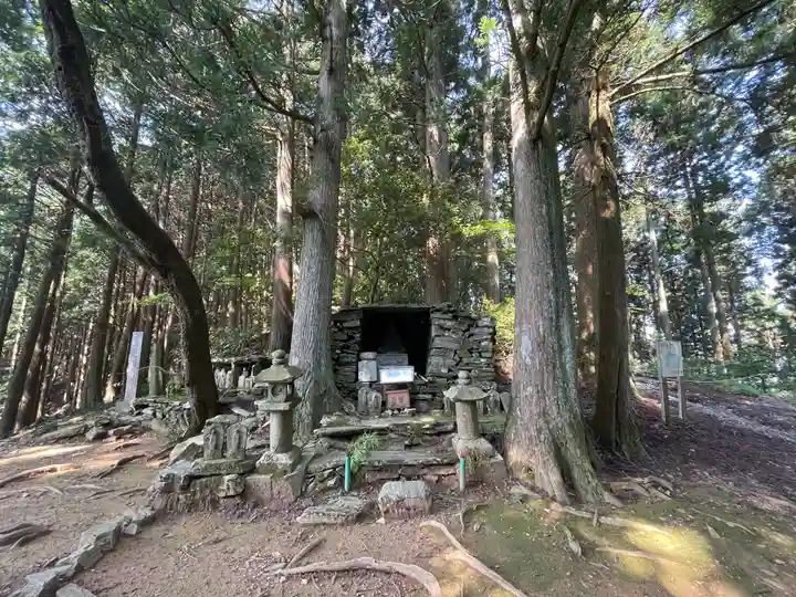 横峰寺奥の院 星ケ森(愛媛県)