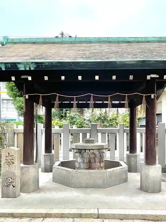 泉尾神社の手水舎