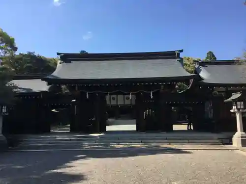 竈山神社の山門・神門