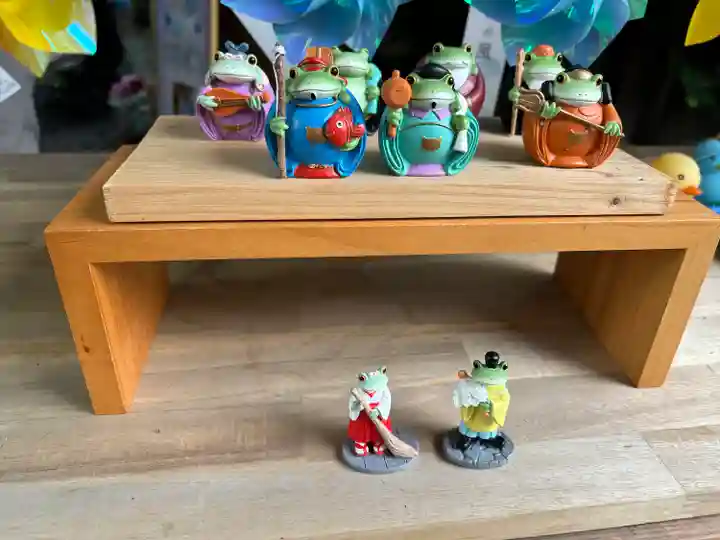 札幌諏訪神社の像