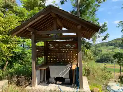 八幡神社の手水舎