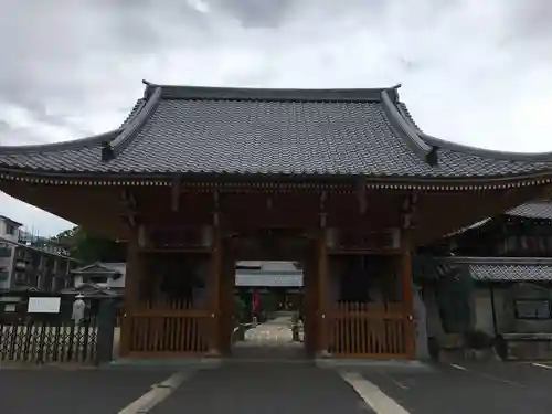 明星院の山門・神門
