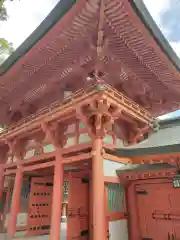 武蔵一宮氷川神社の山門