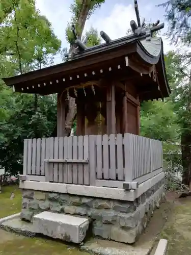 真清田神社の末社