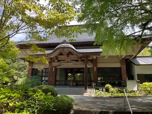 大泉寺の本殿