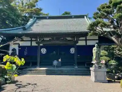 阿弥陀寺の本殿・本堂