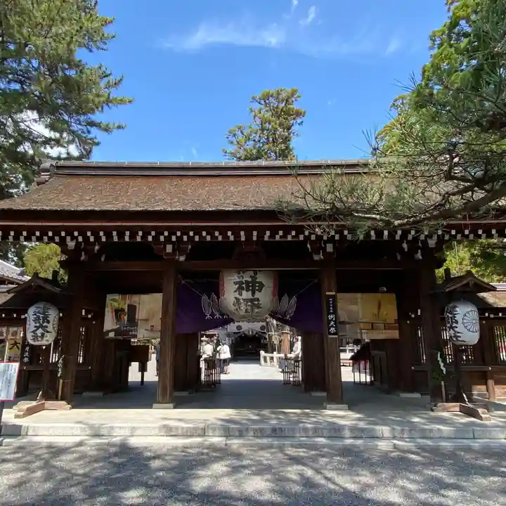 建部大社の山門・神門