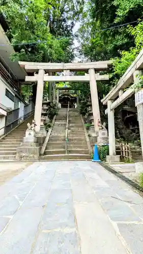 王子稲荷神社の鳥居