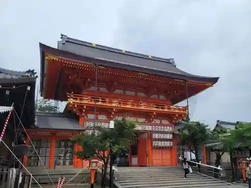 八坂神社(祇園さん)の山門・神門