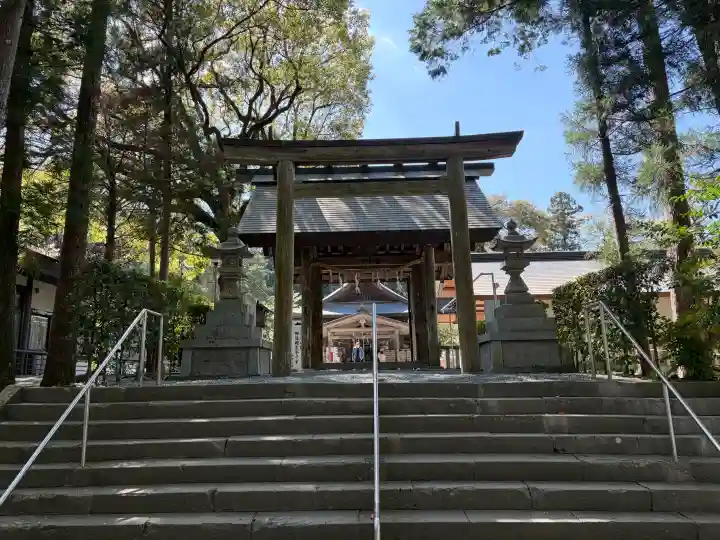 井伊谷宮の{uncategorized: "未分類", other: "その他", undefined: "問題あり", building: "その他建物", grave: "お墓", sacred_gate: "鳥居", guardian: "狛犬", statue: "像", buddha: "仏像", history: "歴史", nature: "自然", garden: "庭園", animal: "動物", pagoda: "塔", temizu: "手水舎", mountain_gate: "山門・神門", sanctuary: "本殿・本堂", subordinate: "末社・摂社", art: "芸術", scenery: "景色", jizo: "地蔵", ema: "絵馬", goshuin: "御朱印", omikuji: "おみくじ", items: "授与品その他", amulet: "お守り", goshuincho: "御朱印帳", eats: "食事", festival: "お祭り", votive_dance: "神楽", shichigosan: "七五三参", wedding: "結婚式", experience: "体験その他", initially: "初詣", around: "周辺", anti_infection: "感染症対策"}