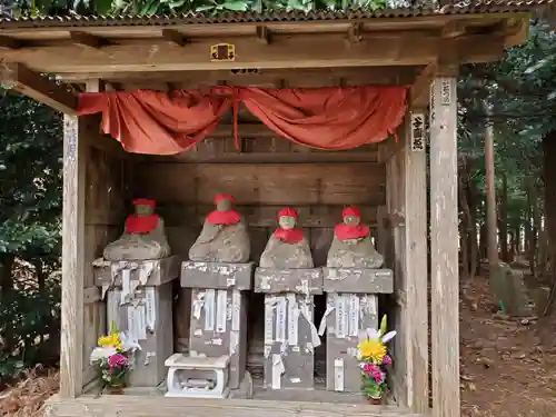 埴生神社の地蔵