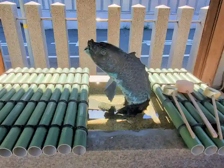 南宮宇佐八幡神社(脇浜神社)の手水舎
