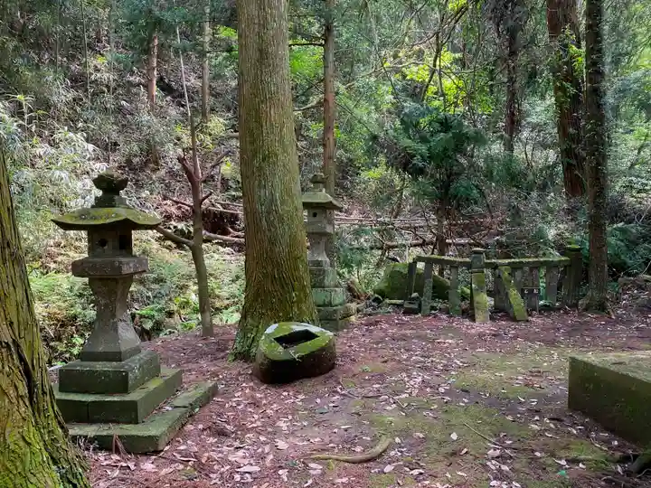石船神社の山門・神門