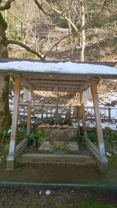 金剛院の手水舎