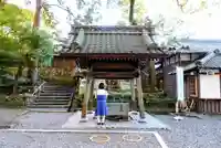 事任八幡宮の手水舎
