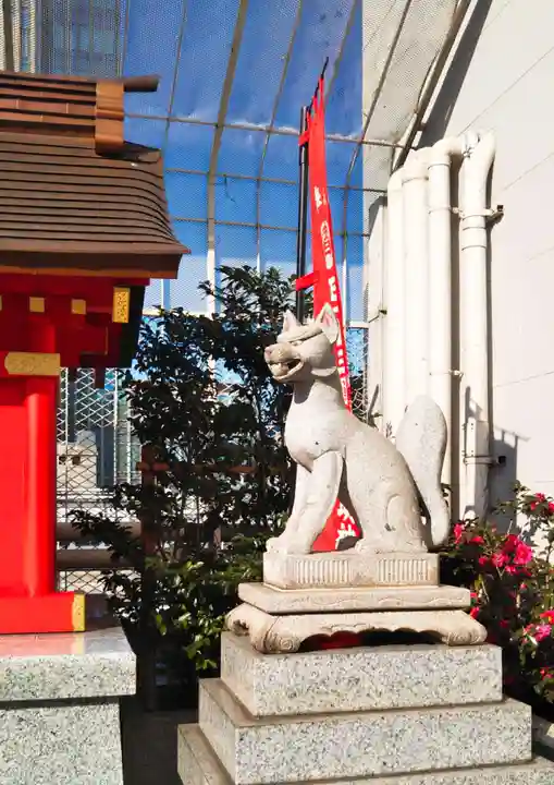 三囲神社(三圍神社)日本橋摂社の狛犬