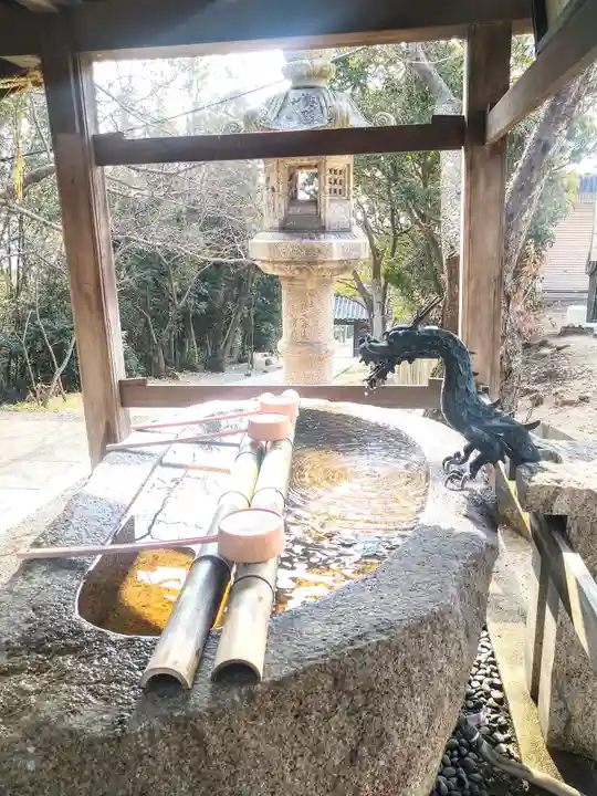 神前神社の手水舎