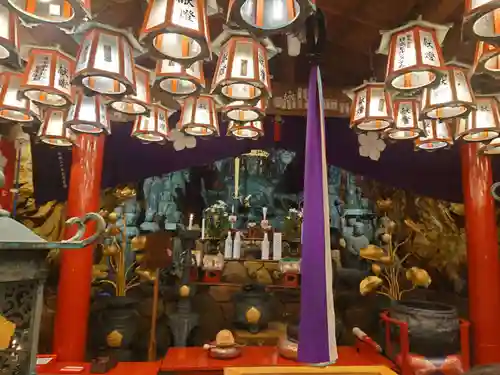 牟婁大辯才天の本殿・本堂