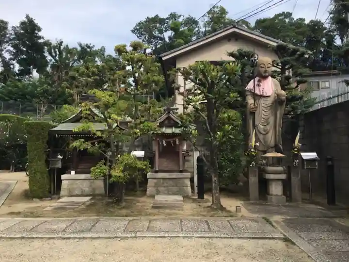 良運院の末社・摂社