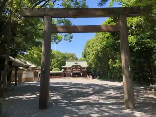 氷上姉子神社（熱田神宮摂社）の鳥居