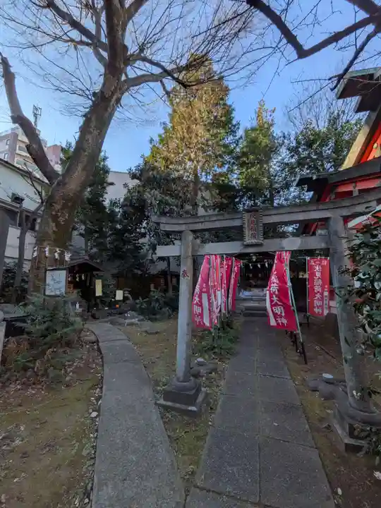 くまくま神社(導きの社 熊野町熊野神社)(東京都)