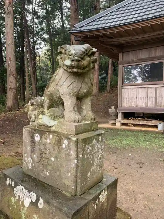 白駒神社の狛犬