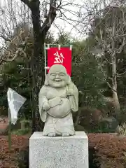 円照寺の像