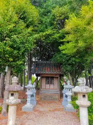 神明社（羽塚町）の末社・摂社