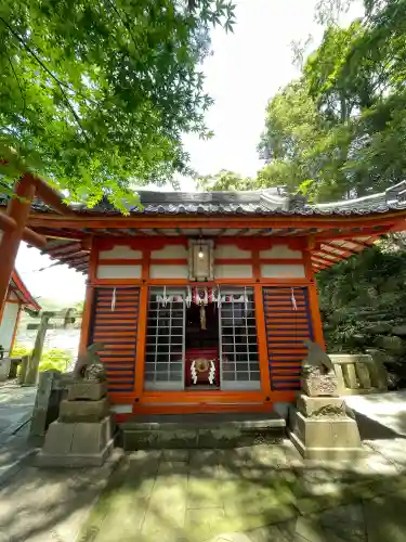 若宮稲荷神社の{uncategorized: "未分類", other: "その他", undefined: "問題あり", building: "その他建物", grave: "お墓", sacred_gate: "鳥居", guardian: "狛犬", statue: "像", buddha: "仏像", history: "歴史", nature: "自然", garden: "庭園", animal: "動物", pagoda: "塔", temizu: "手水舎", mountain_gate: "山門・神門", sanctuary: "本殿・本堂", subordinate: "末社・摂社", art: "芸術", scenery: "景色", jizo: "地蔵", ema: "絵馬", goshuin: "御朱印", omikuji: "おみくじ", items: "授与品その他", amulet: "お守り", goshuincho: "御朱印帳", eats: "食事", festival: "お祭り", votive_dance: "神楽", shichigosan: "七五三参", wedding: "結婚式", experience: "体験その他", initially: "初詣", around: "周辺", anti_infection: "感染症対策"}