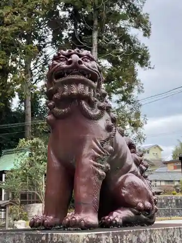 新宮神社の狛犬