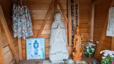 交通安全地蔵尊(北海道)