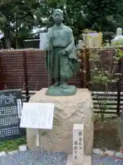 見立寺の像