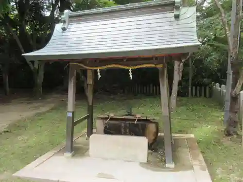 湯泉神社の手水舎