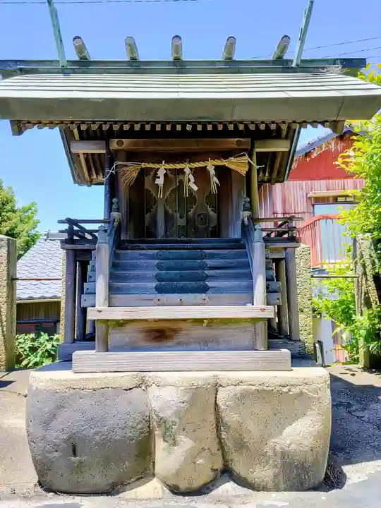 中原神社の本殿・本堂