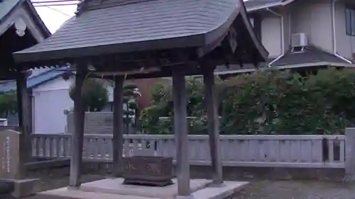 三島社の手水舎